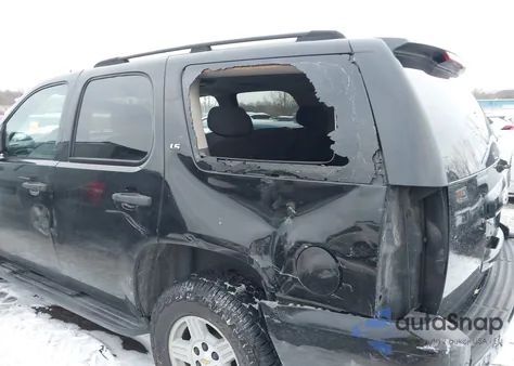 2007 Chevrolet Tahoe Ls z USA, uszkodzony, nr VIN 1GNFC13JX7R216012